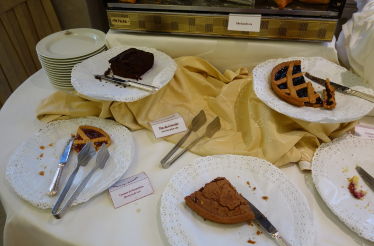 Leading Hotels of the World property Bagni di Pisa even has a dessert selection at the breakfast buffet