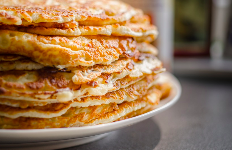 a stack of pancakes on a plate